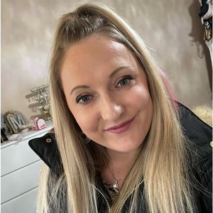 🌺🌸Meet your posher!🌸🌺